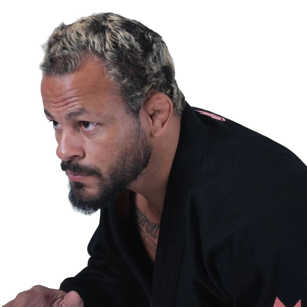 Kingz Mens The One V2 Guava Jiu Jitsu Gi Black/Peach — grappling stance