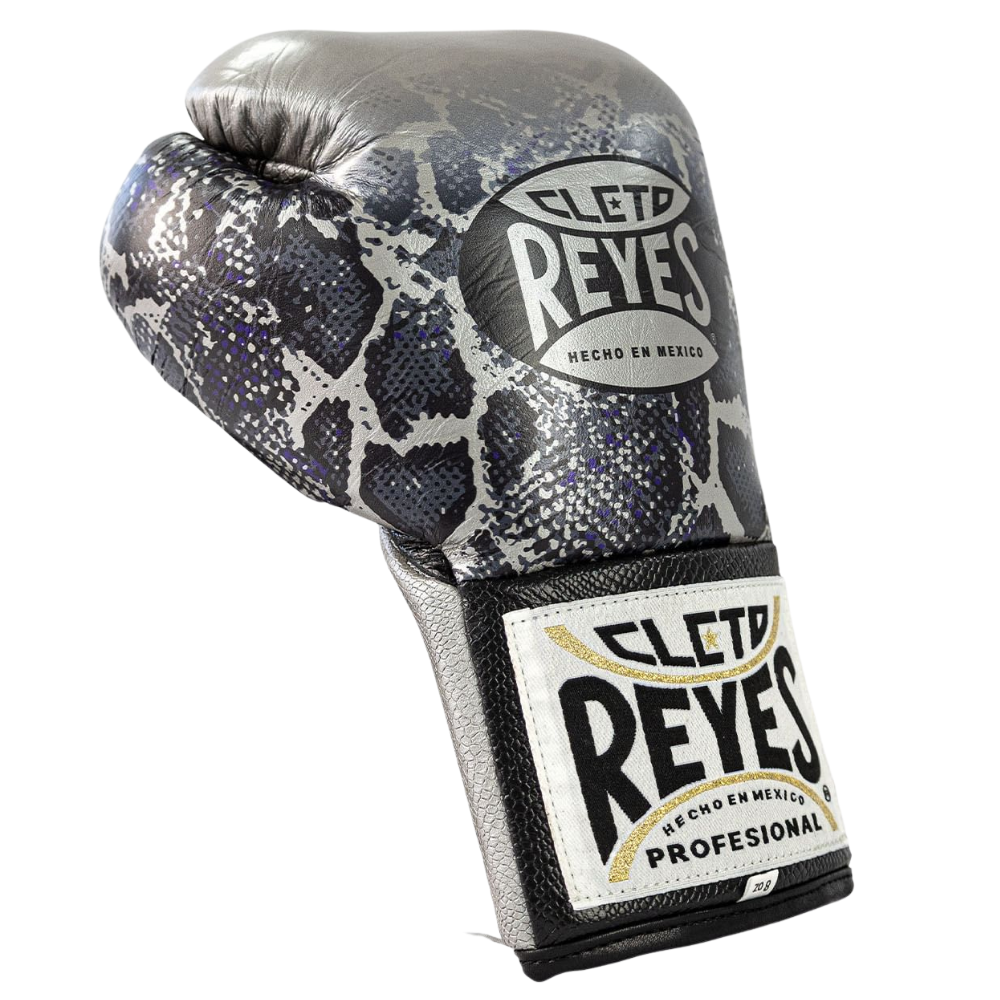 Load image into Gallery viewer, Cleto Reyes Steel Snake Professional Boxing Gloves
