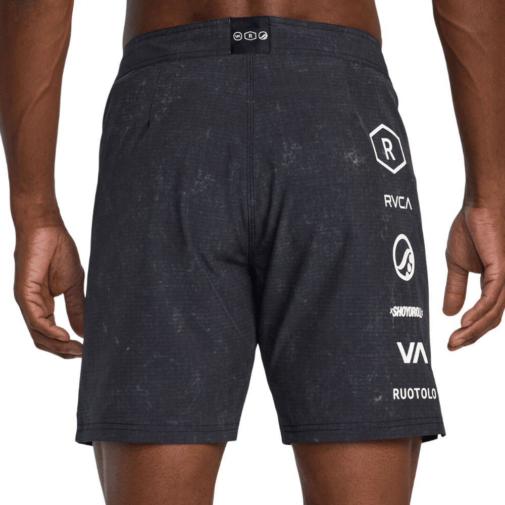 RVCA Ruotolo Fight Scrapper 17" Shorts MMA Shorts RVCA 
