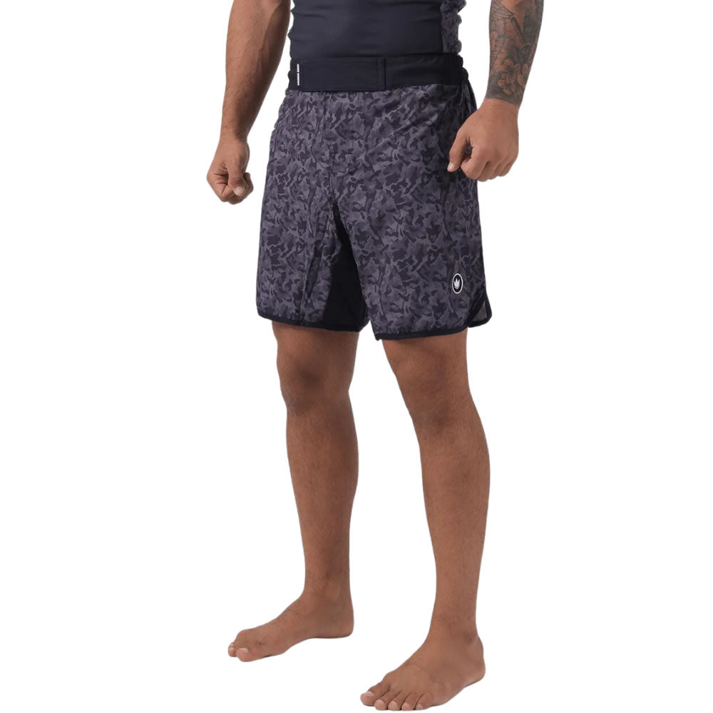 Load image into Gallery viewer, Kingz Night Camo Grappling Shorts
