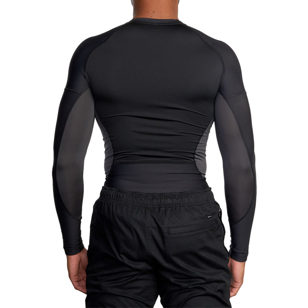 Load image into Gallery viewer, RVCA Compression Long Sleeve
